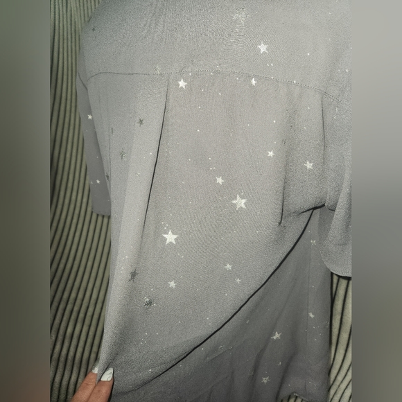 Torrid Georgette Button PlacketBlouse Size 00 (Out of Stock online) - Picture 11 of 15